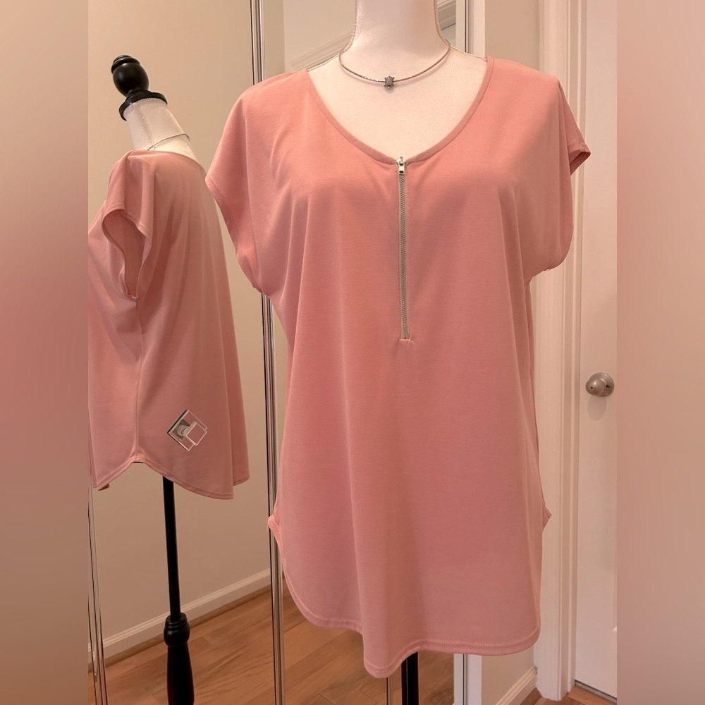 Green Envelope- Cap sleeve zip front top